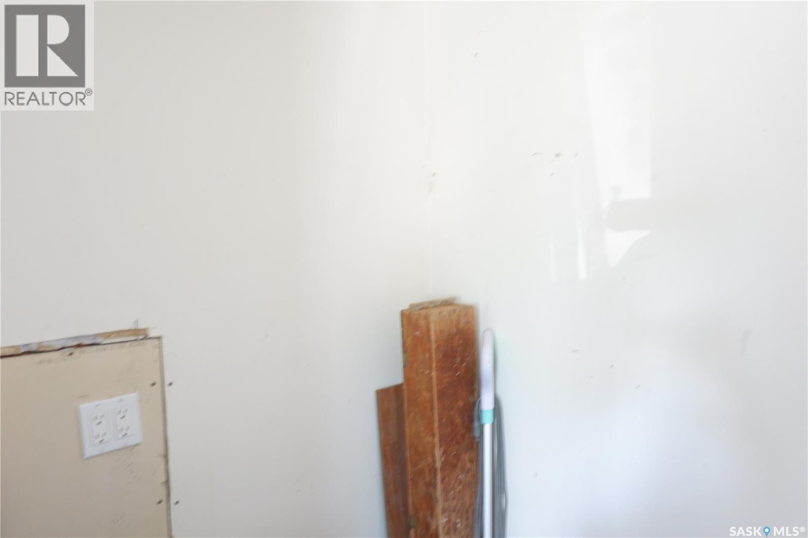 305 1St Street E, Mossbank, SK - Photo Showing Other Room