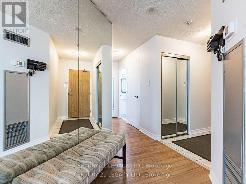 1402 - 8 Lisa Street E, Brampton, ON - Indoor Photo Showing Other Room