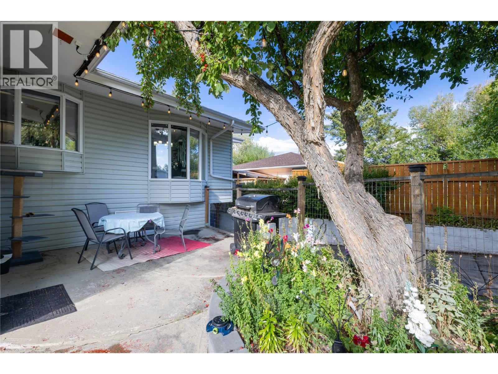1215 12Th Street S, Cranbrook, BC - Outdoor With Deck Patio Veranda