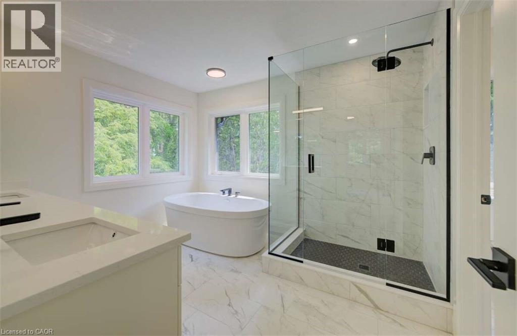 88 Misty River Drive, Conestogo, ON - Indoor Photo Showing Bathroom