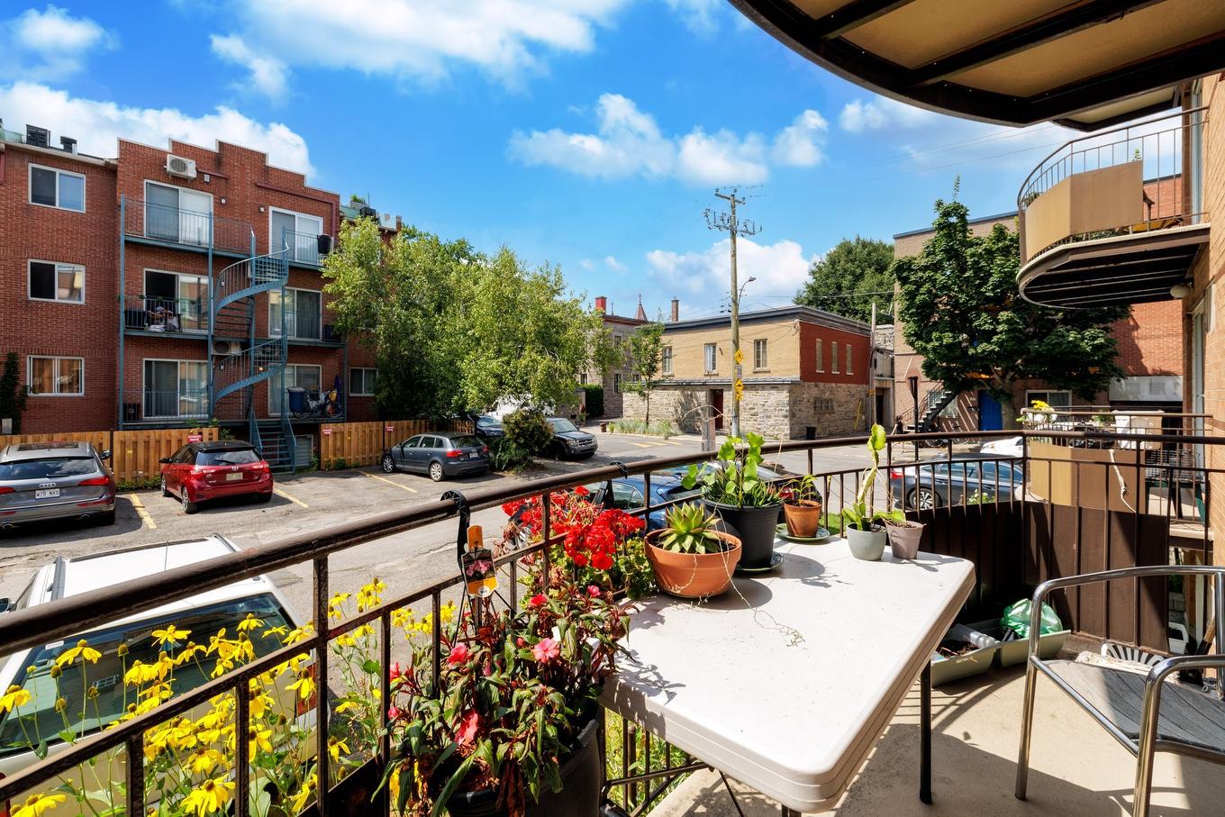 Balcon - 204-5420 Rue St-Denis, Montréal (Le Plateau-Mont-Royal), QC - Outdoor With Exterior