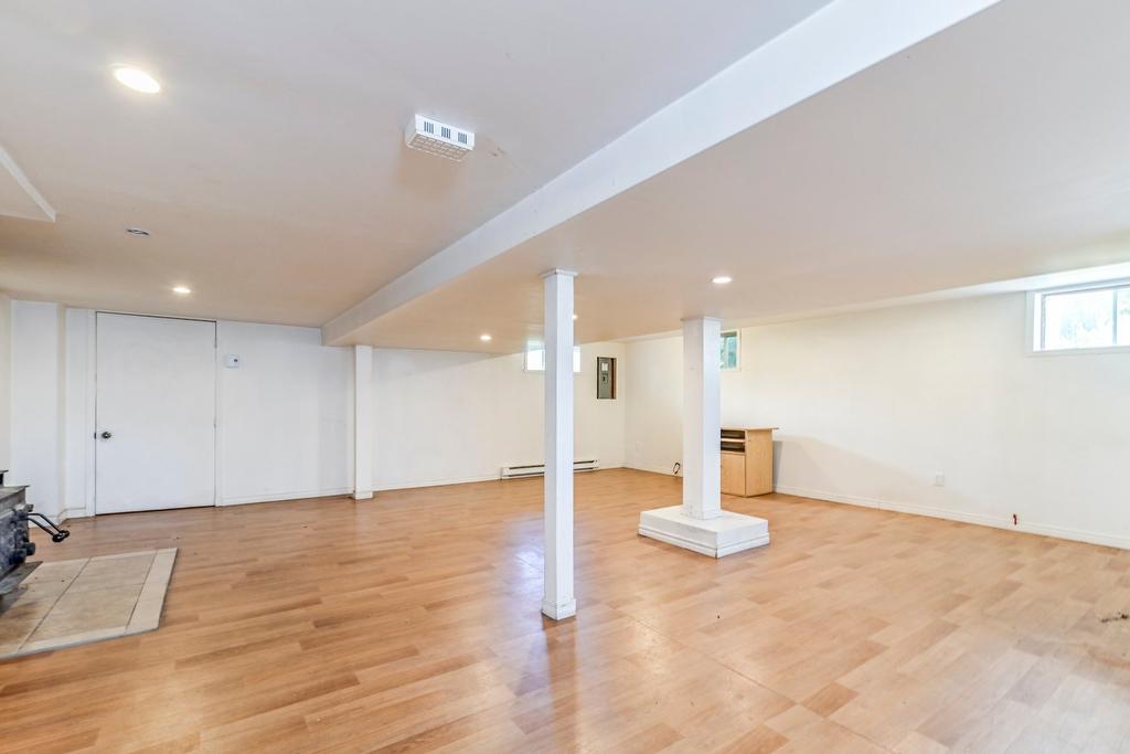 Salle familiale - 808 4E Avenue, Laval (Fabreville), QC - Indoor