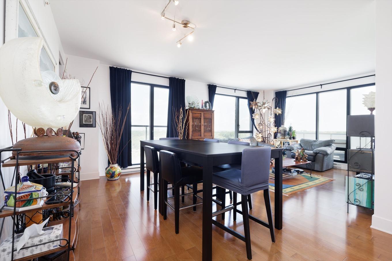 Salle à manger - Ph1001-4239 Rue Jean-Talon O., Montréal (Côte-Des-Neiges/Notre-Dame-De-Grâce), QC - Indoor Photo Showing Dining Room