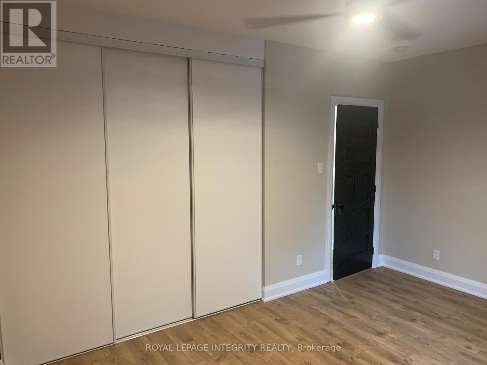 2 - 470 Besserer Street, Ottawa, ON - Indoor Photo Showing Other Room