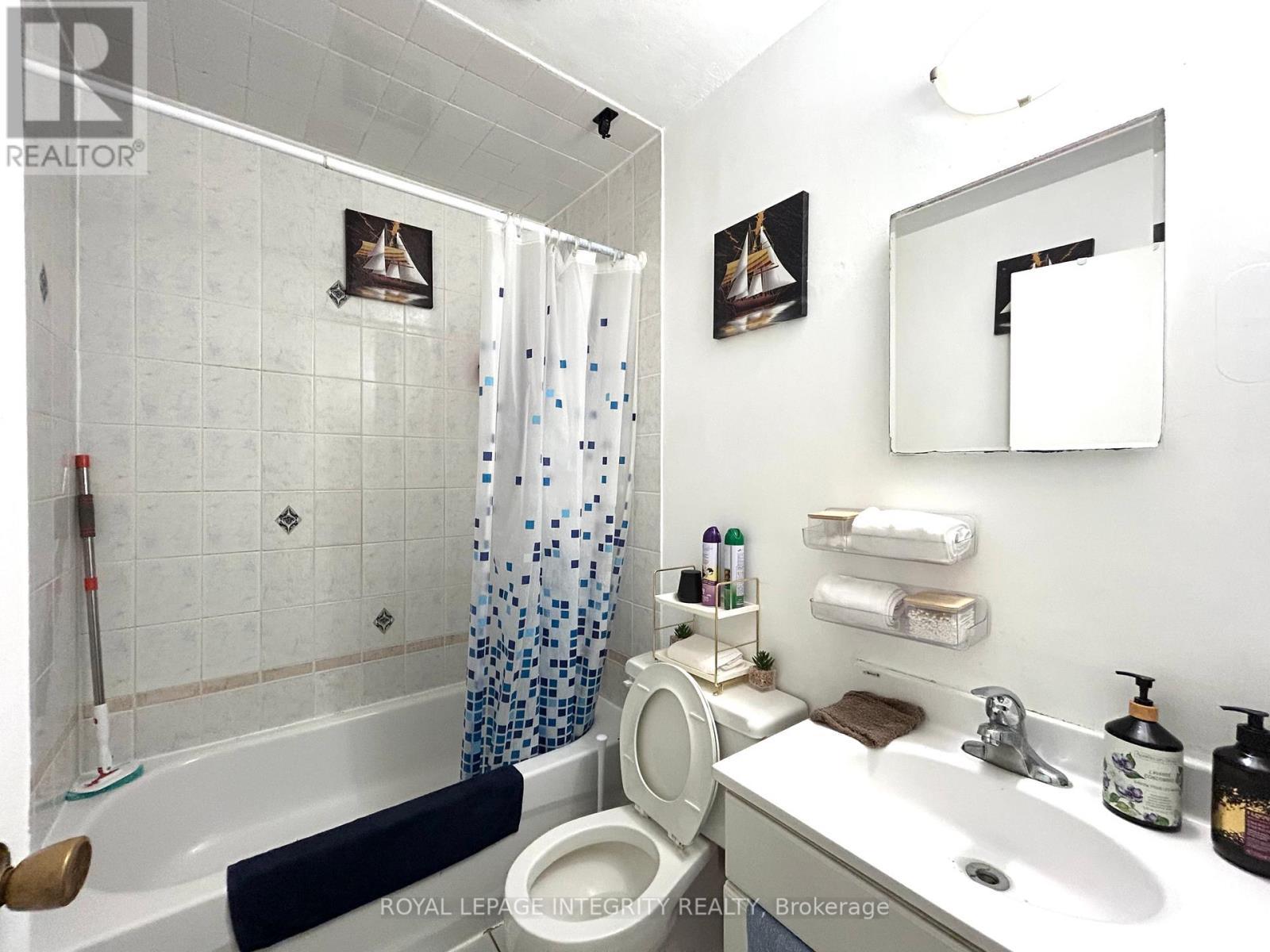 2201 - 1785 Forbisher Lane, Ottawa, ON - Indoor Photo Showing Bathroom