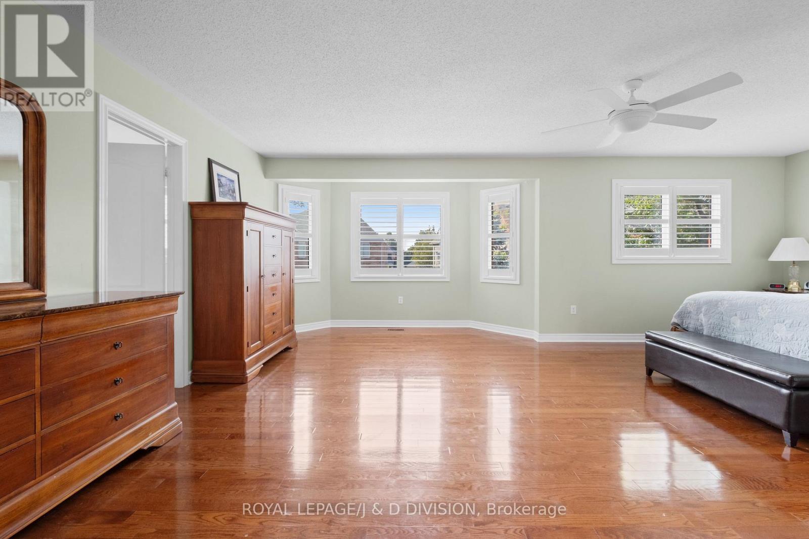 2153 Manor Hill Drive, Mississauga, ON - Indoor