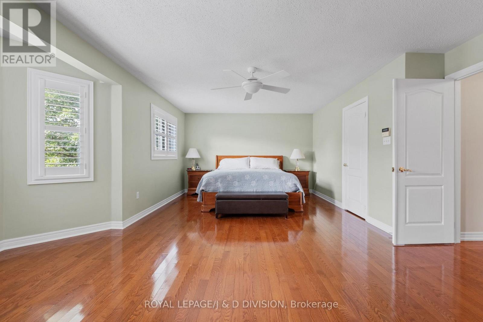 2153 Manor Hill Drive, Mississauga, ON - Indoor Photo Showing Bedroom