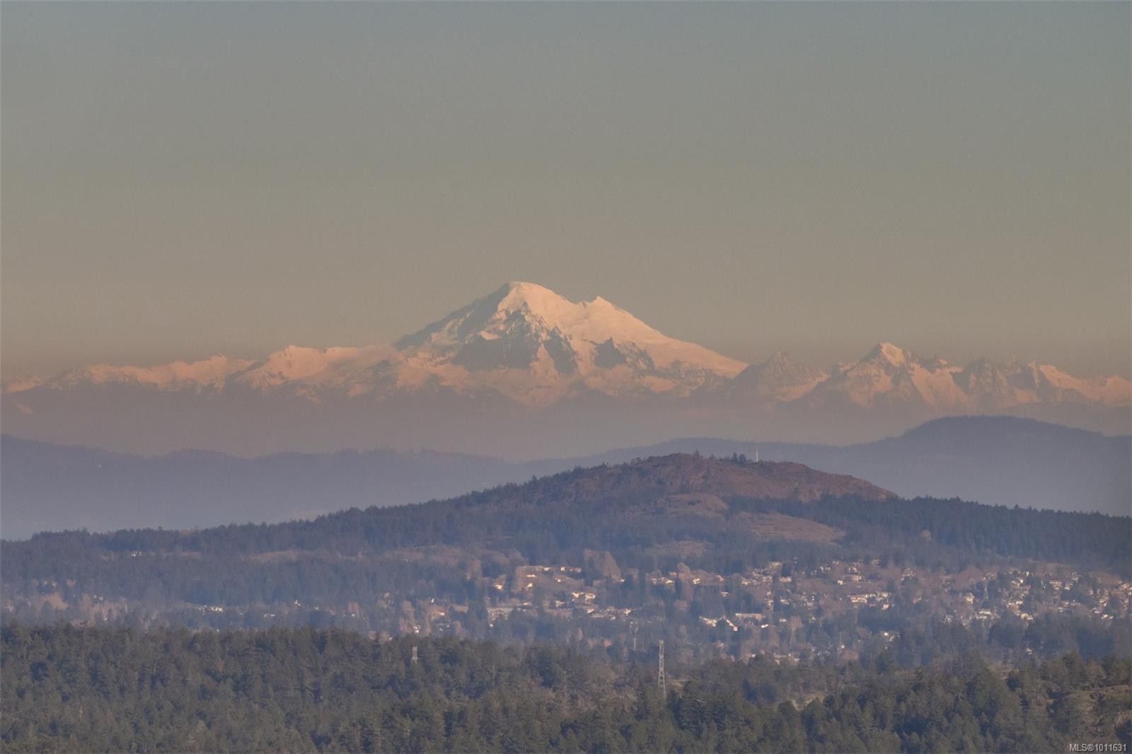 335/337 C-1999 Country Club Way, Langford, BC - Outdoor With View