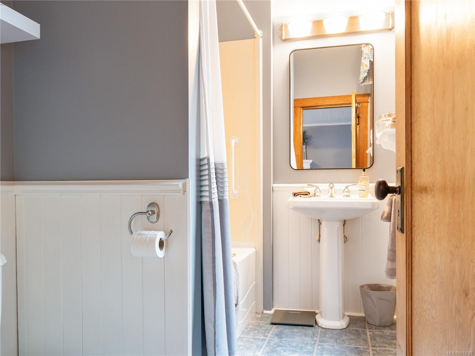 11231 Chemainus Rd, Ladysmith, BC