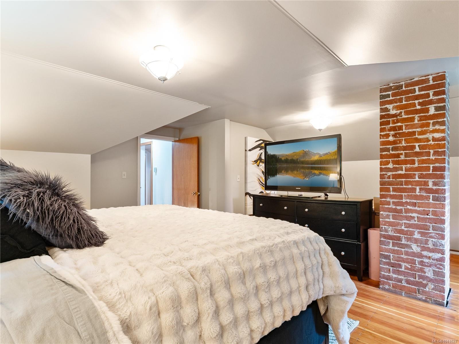 11231 Chemainus Rd, Ladysmith, BC