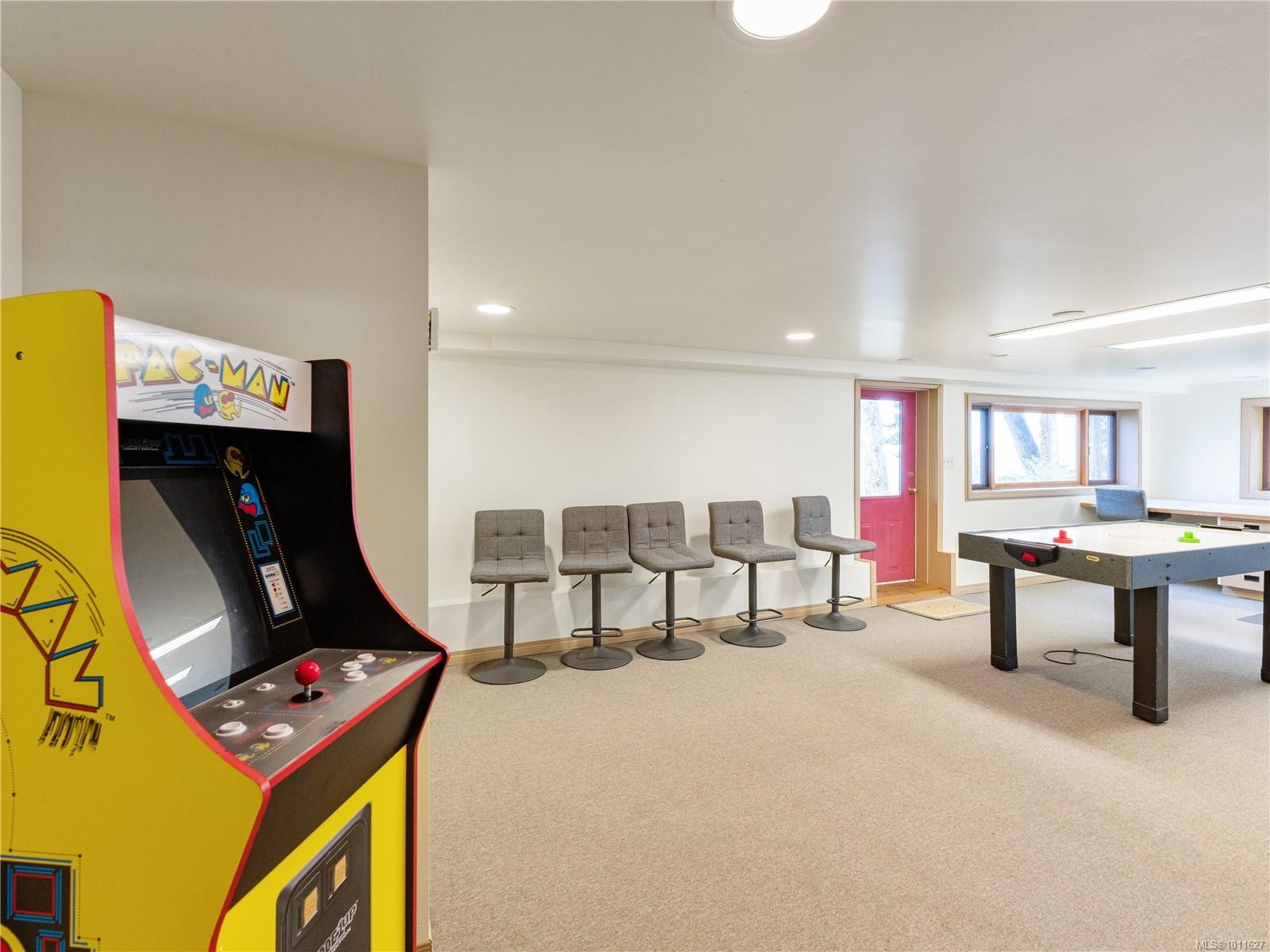 11231 Chemainus Rd, Ladysmith, BC