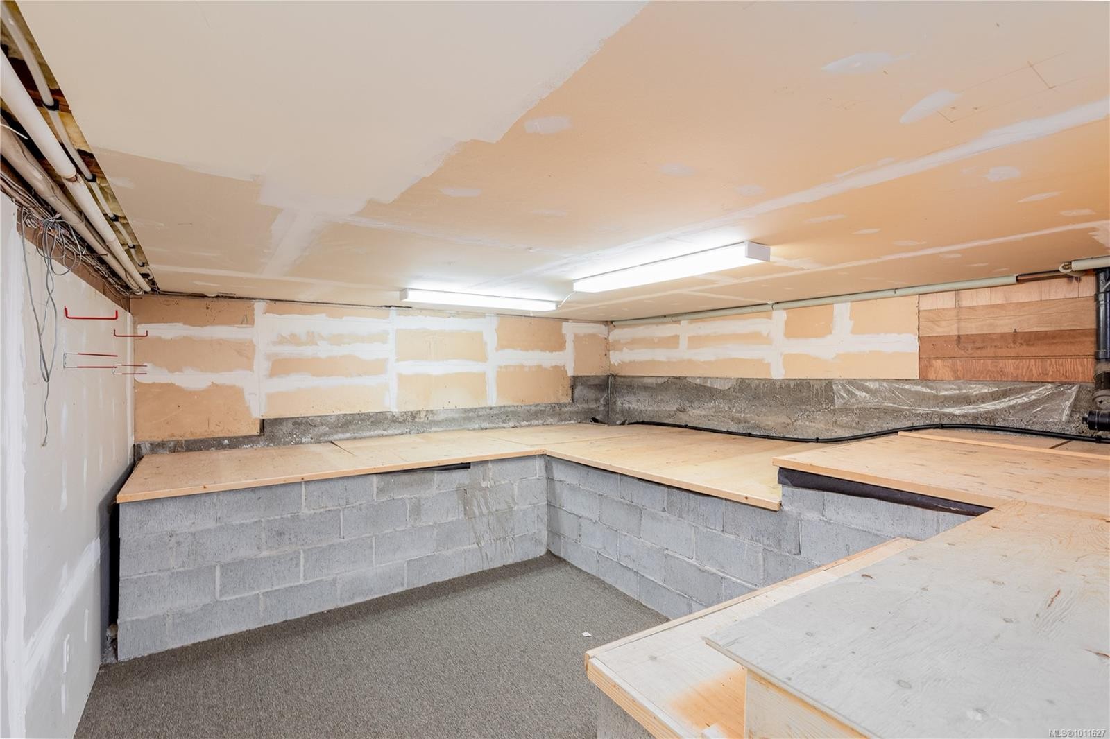 11231 Chemainus Rd, Ladysmith, BC