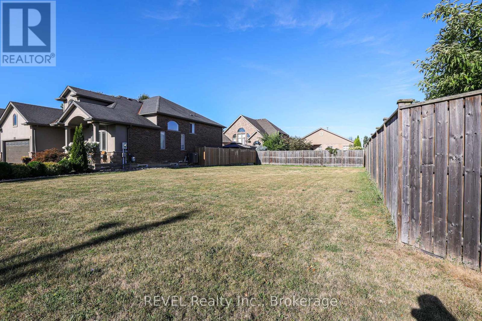 201 First Street Louth, St. Catharines (Grapeview), ON