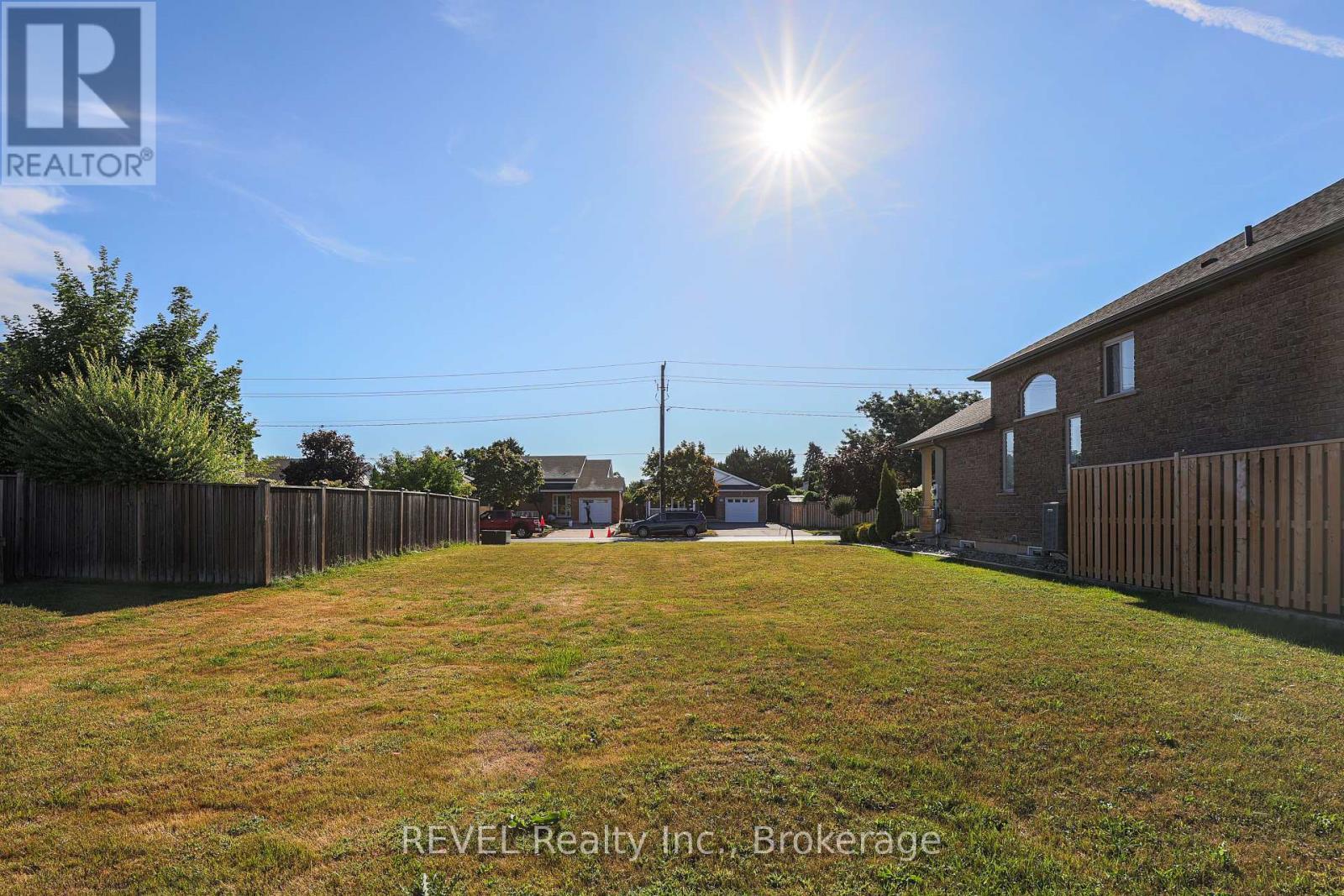 201 First Street Louth, St. Catharines (Grapeview), ON