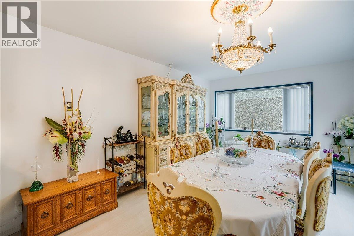 801 Houston Street, Nelson, BC - Indoor Photo Showing Dining Room