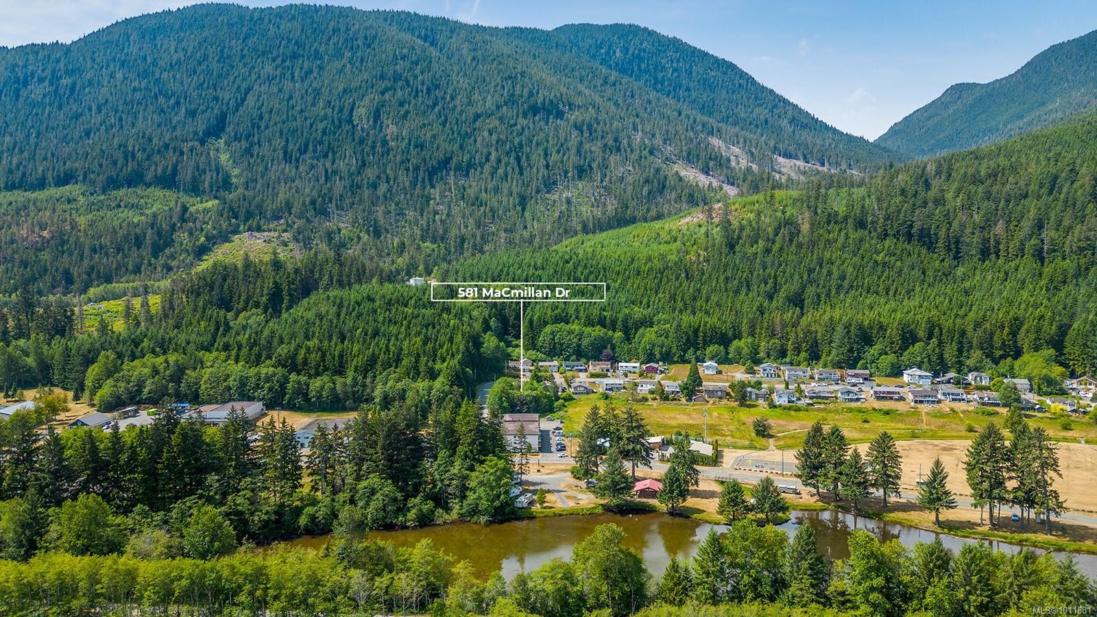 581 Macmillan Dr, Sayward, BC