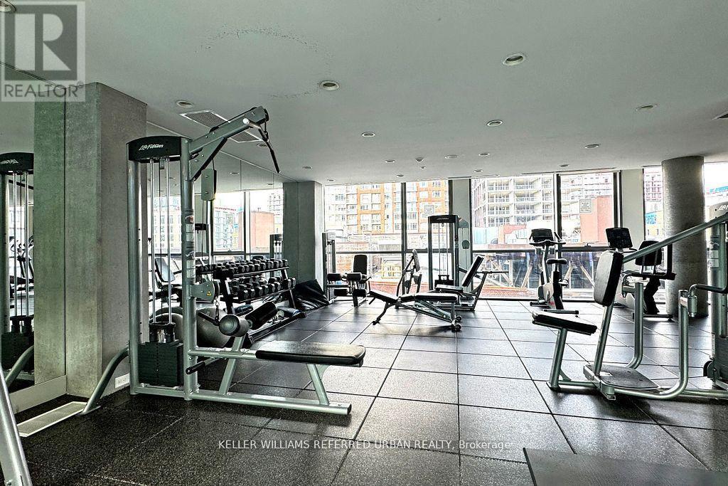 604 - 390 Cherry Street, Toronto, ON - Indoor Photo Showing Gym Room