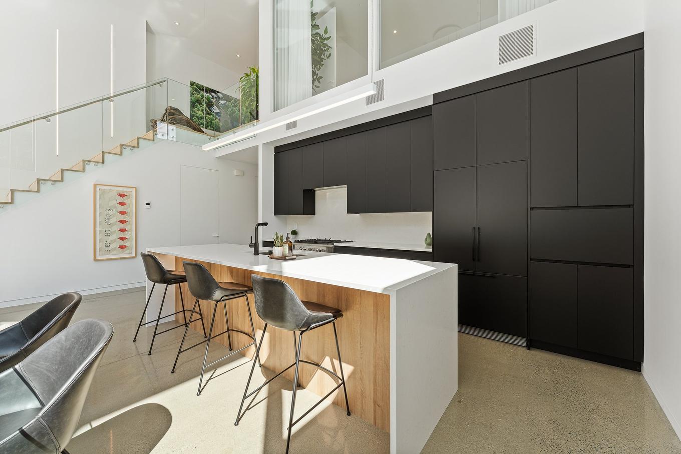 Cuisine - 646 Rue De Weimar, Granby, QC - Indoor