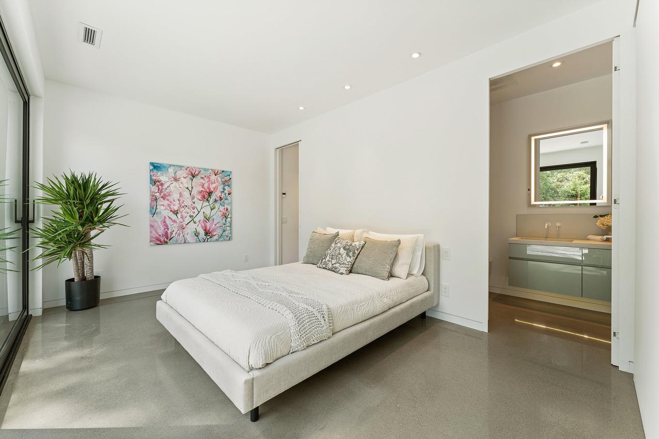 Chambre à coucher - 646 Rue De Weimar, Granby, QC - Indoor Photo Showing Bedroom