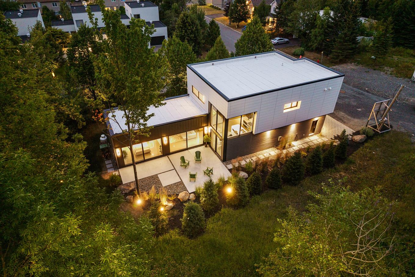 Photo aérienne - 646 Rue De Weimar, Granby, QC - Outdoor