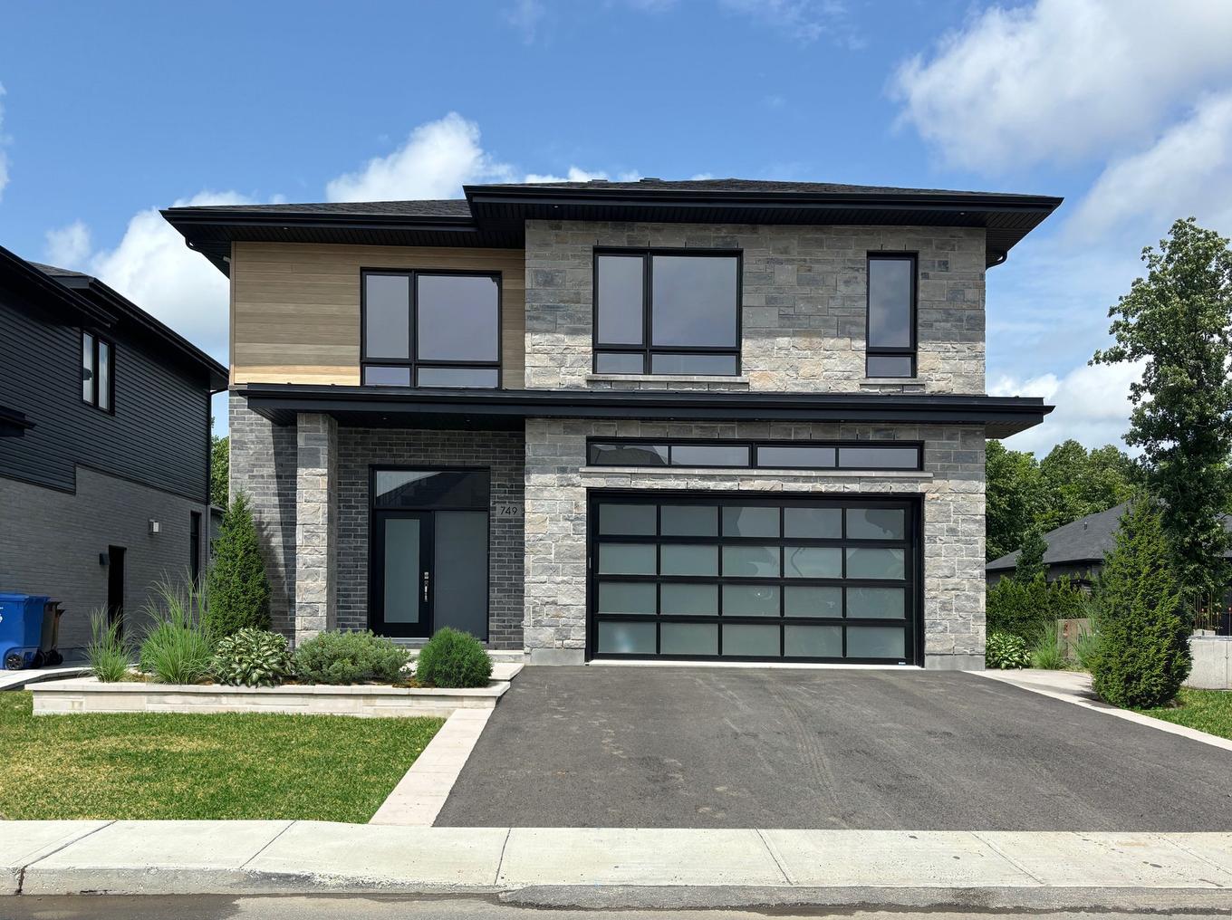 Façade - 749 Rue Louis-Quilico, Boucherville, QC - Outdoor