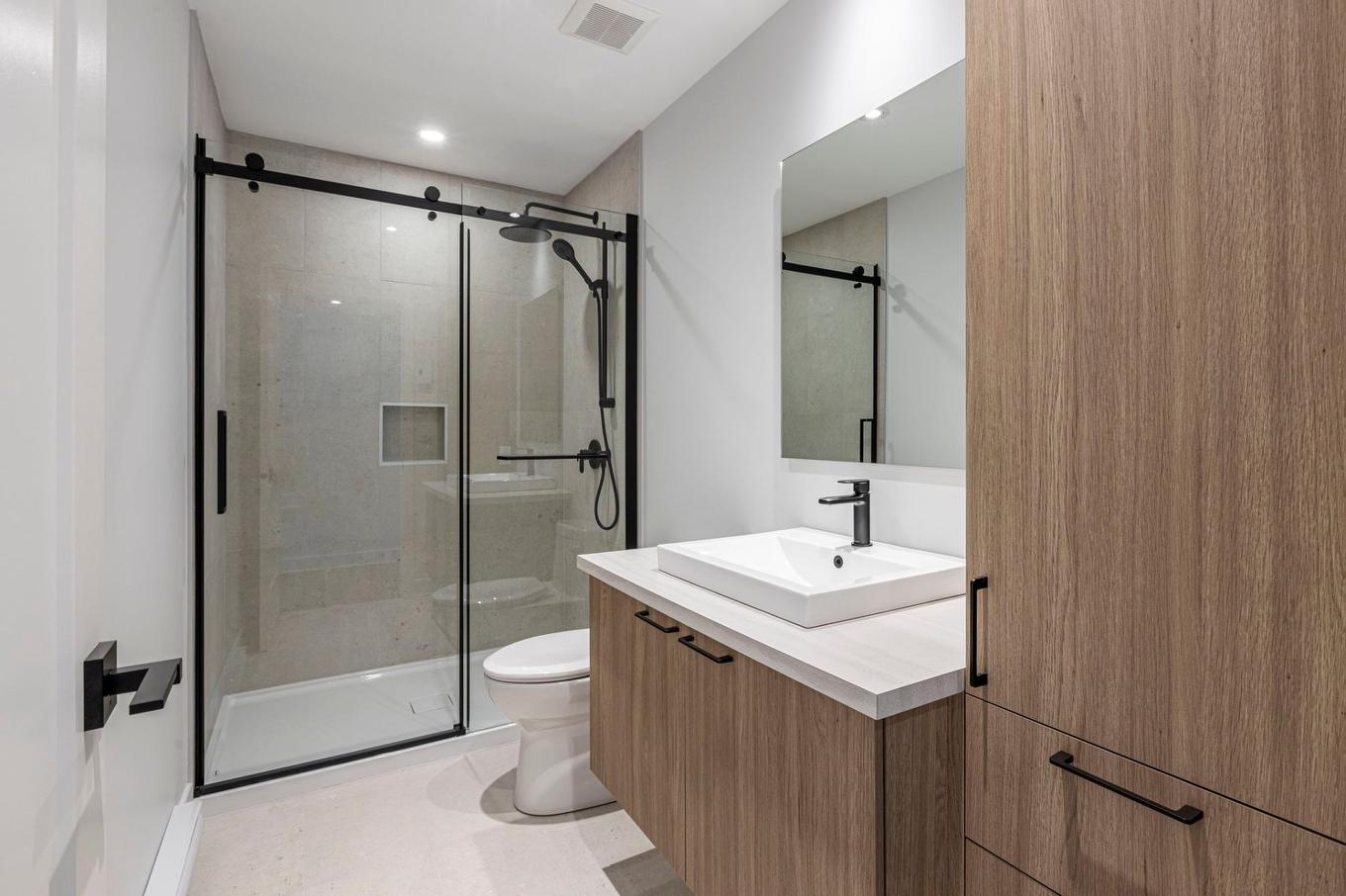 Salle de bains - 749 Rue Louis-Quilico, Boucherville, QC - Indoor Photo Showing Bathroom