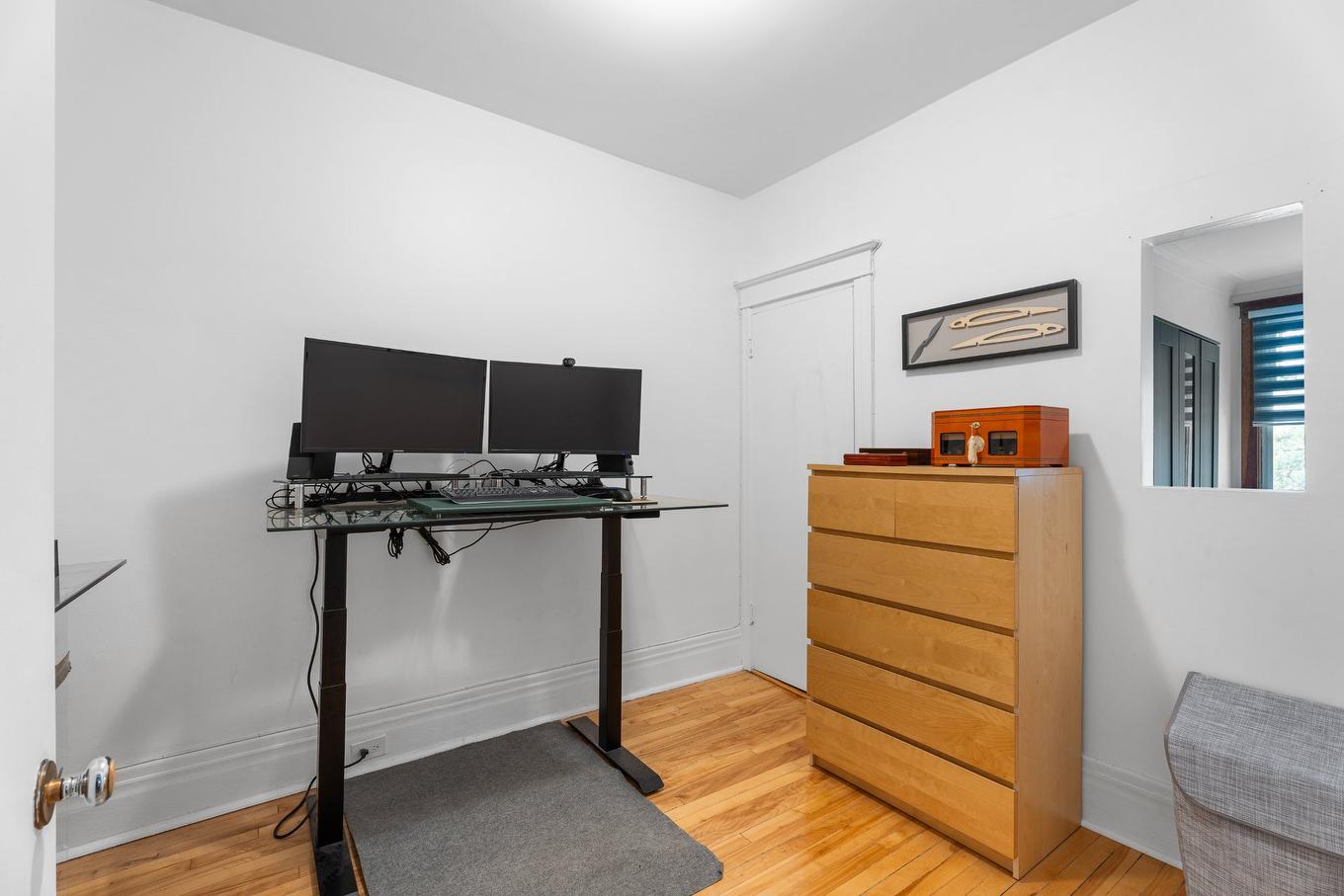 Chambre à coucher - 7332 Av. Christophe-Colomb, Montréal (Villeray/Saint-Michel/Parc-Extension), QC - Indoor