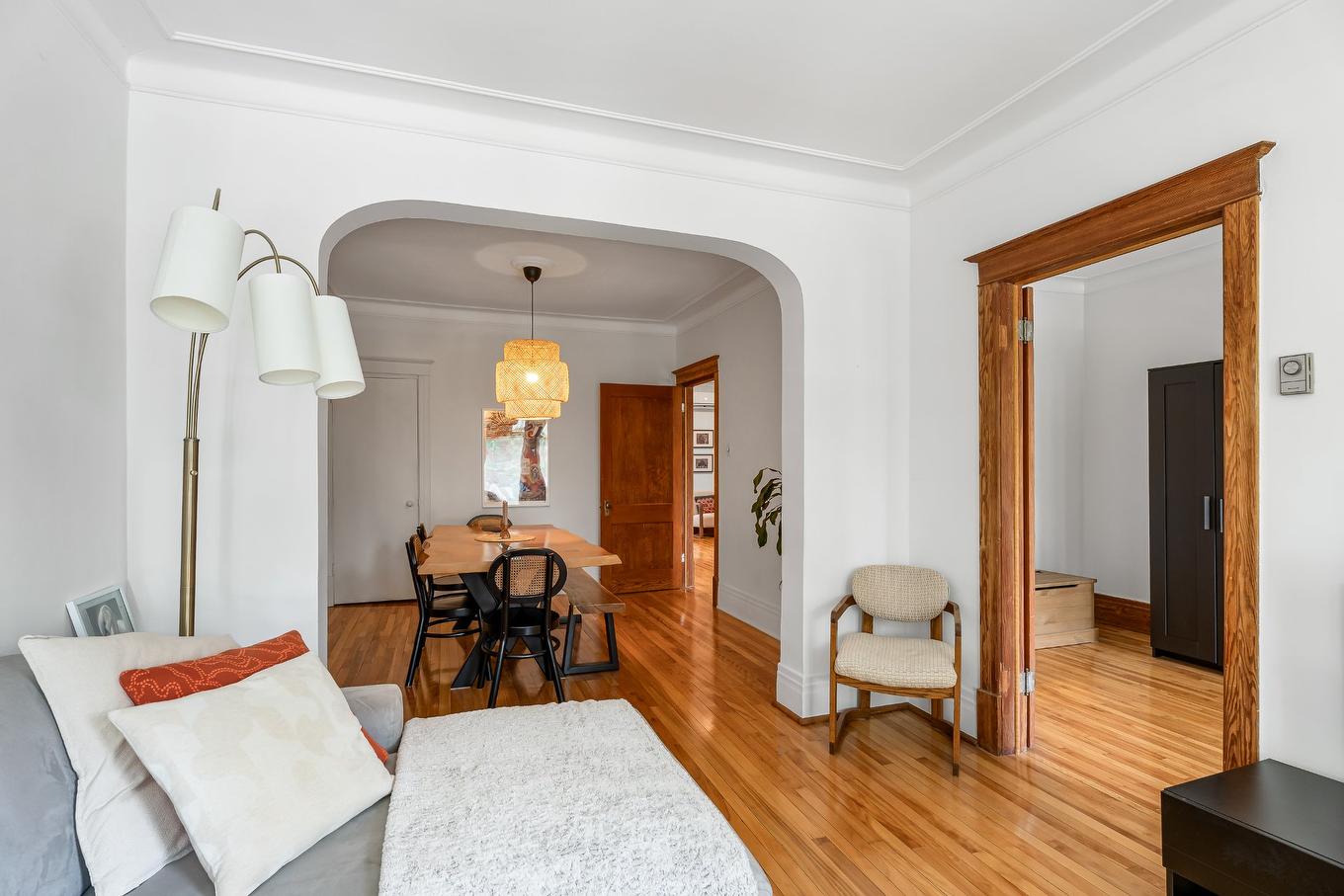 Salon - 7332 Av. Christophe-Colomb, Montréal (Villeray/Saint-Michel/Parc-Extension), QC - Indoor Photo Showing Other Room