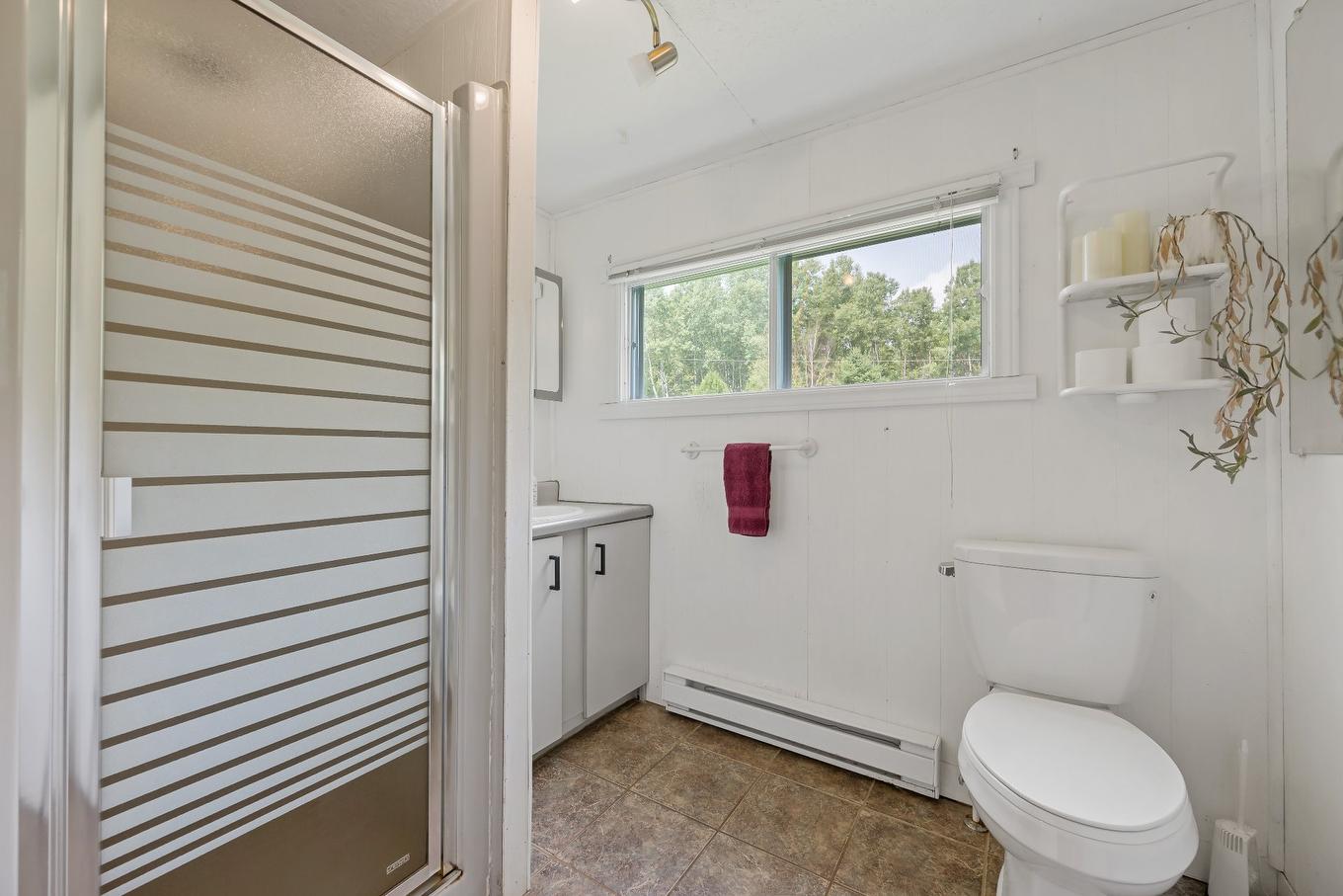 Salle de bains - 1932 Ch. De La Pointe-Bourgeois, La Conception, QC - Indoor Photo Showing Bathroom