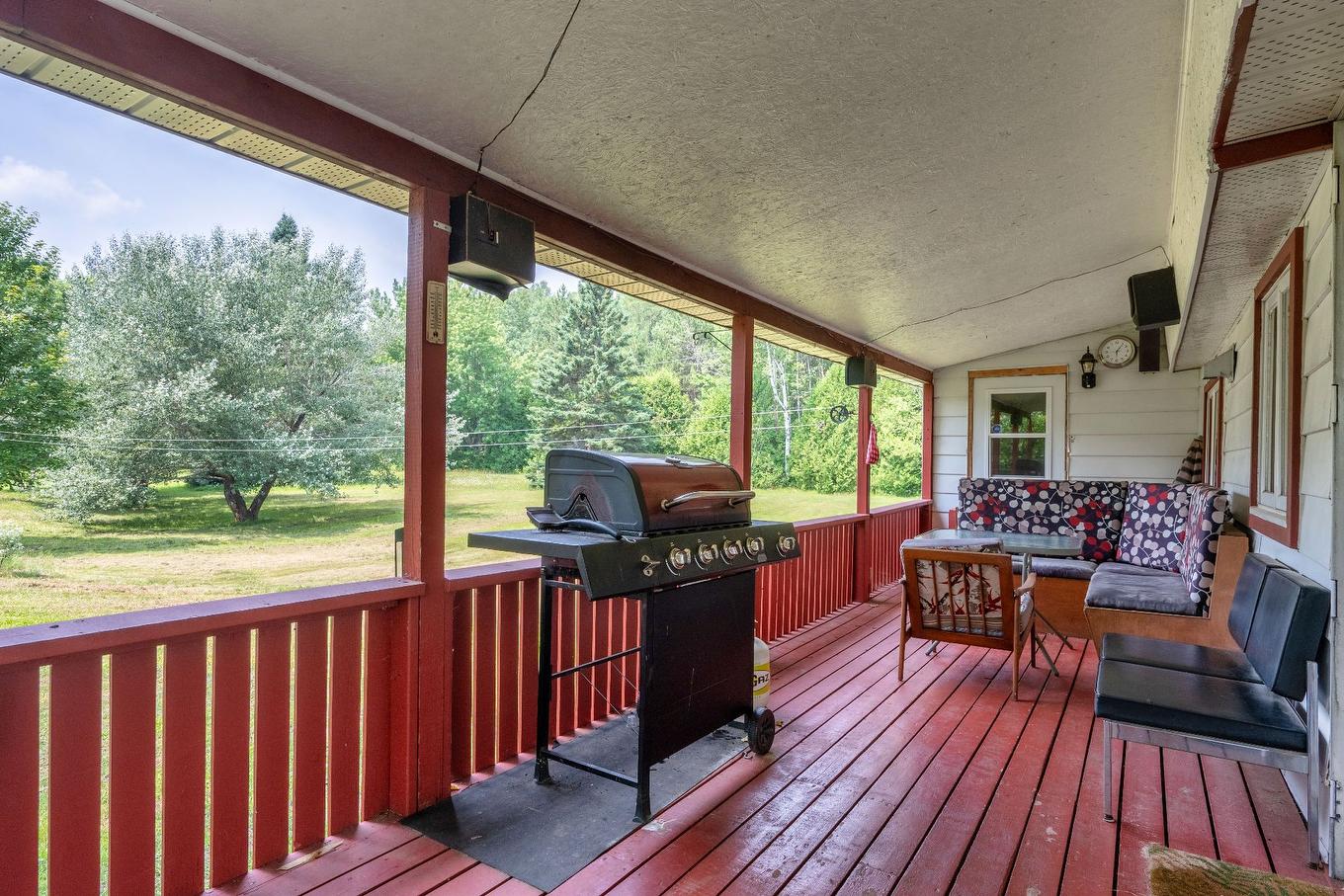 Terrasse - 1932 Ch. De La Pointe-Bourgeois, La Conception, QC - Outdoor With Deck Patio Veranda With Exterior