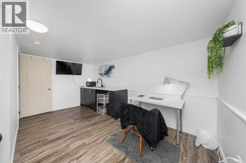 205 Fane Street Unit# 2B, St Clair, ON - Indoor Photo Showing Office