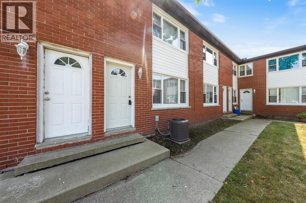 205 Fane Street Unit# 2B, St Clair, ON - Outdoor With Exterior