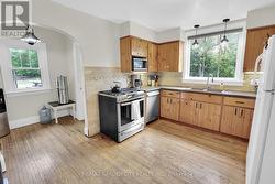 Lots of storage and cupboard space -