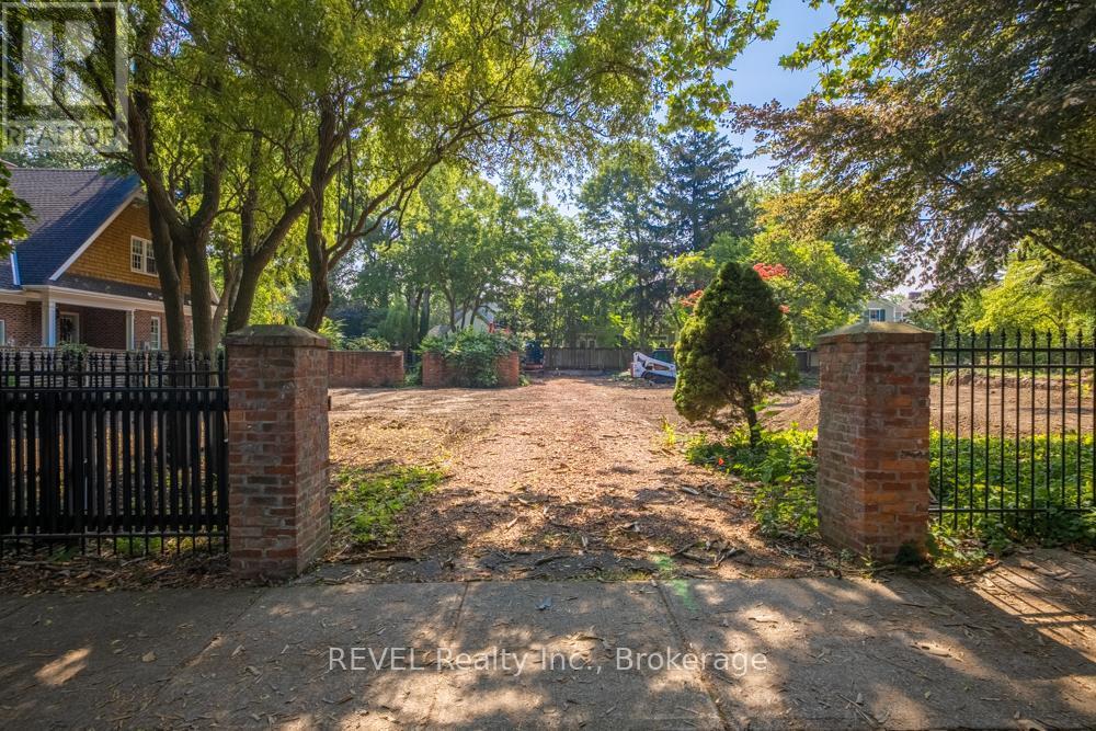 Building Lot Simcoe Street, Niagara-On-The-Lake (Town), ON