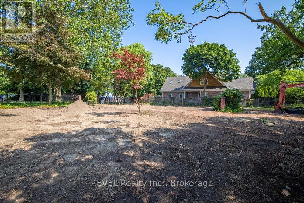 Building Lot Simcoe Street, Niagara-On-The-Lake (Town), ON