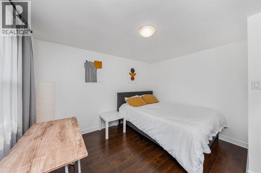 205 Fane Street Unit# 2B, St Clair, ON - Indoor Photo Showing Bedroom