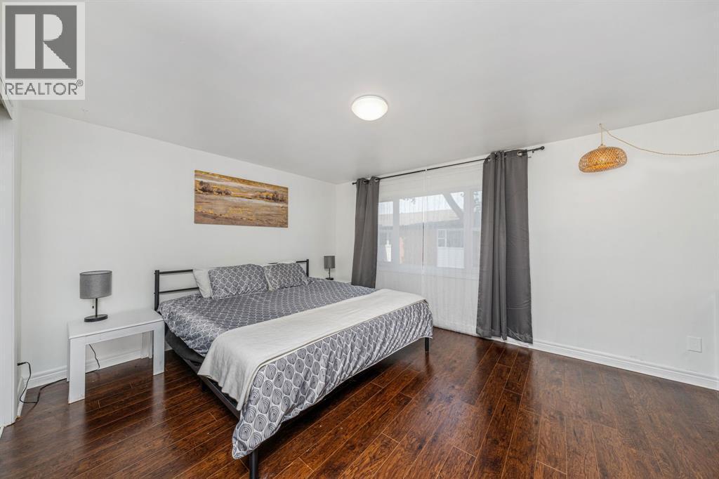 205 Fane Street Unit# 2B, St Clair, ON - Indoor Photo Showing Bedroom