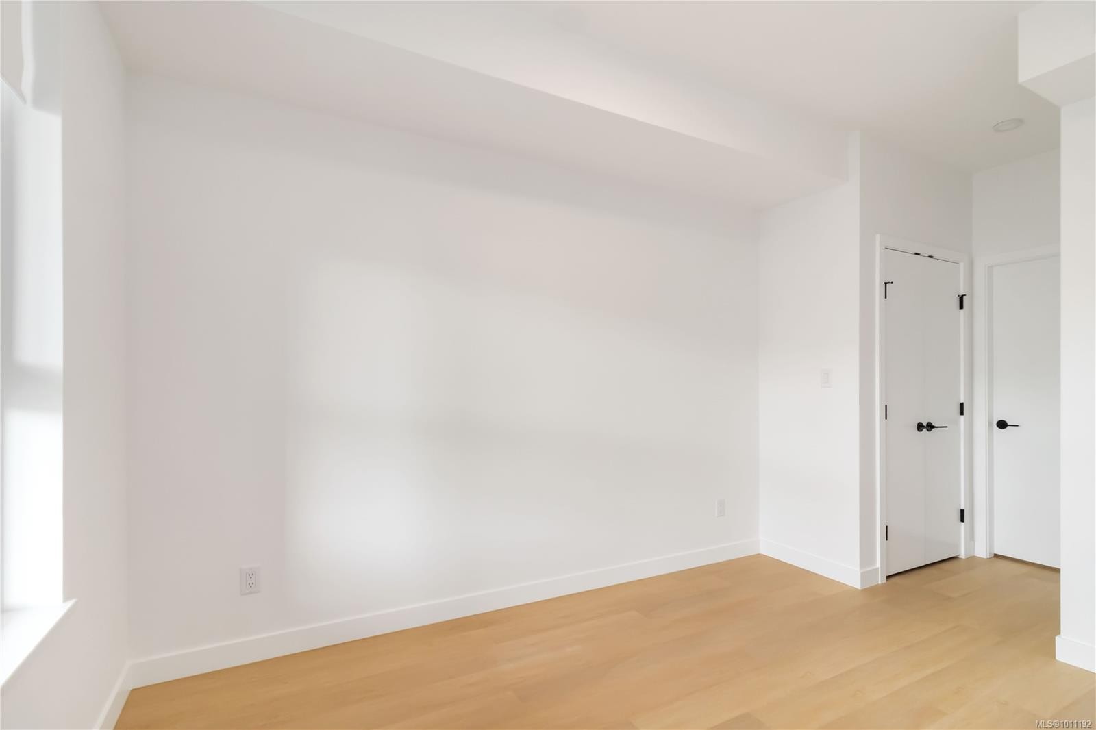 304-3564 A Ryder Hesjedal Way, Colwood, BC - Indoor Photo Showing Other Room