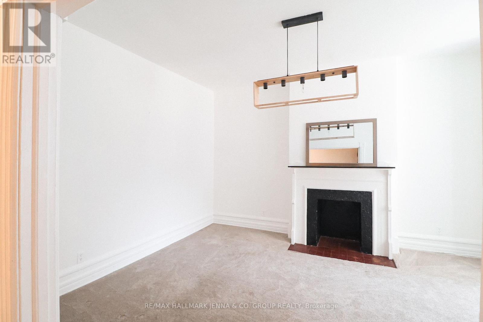 1 - 275 Bronson Avenue, Ottawa, ON - Indoor With Fireplace