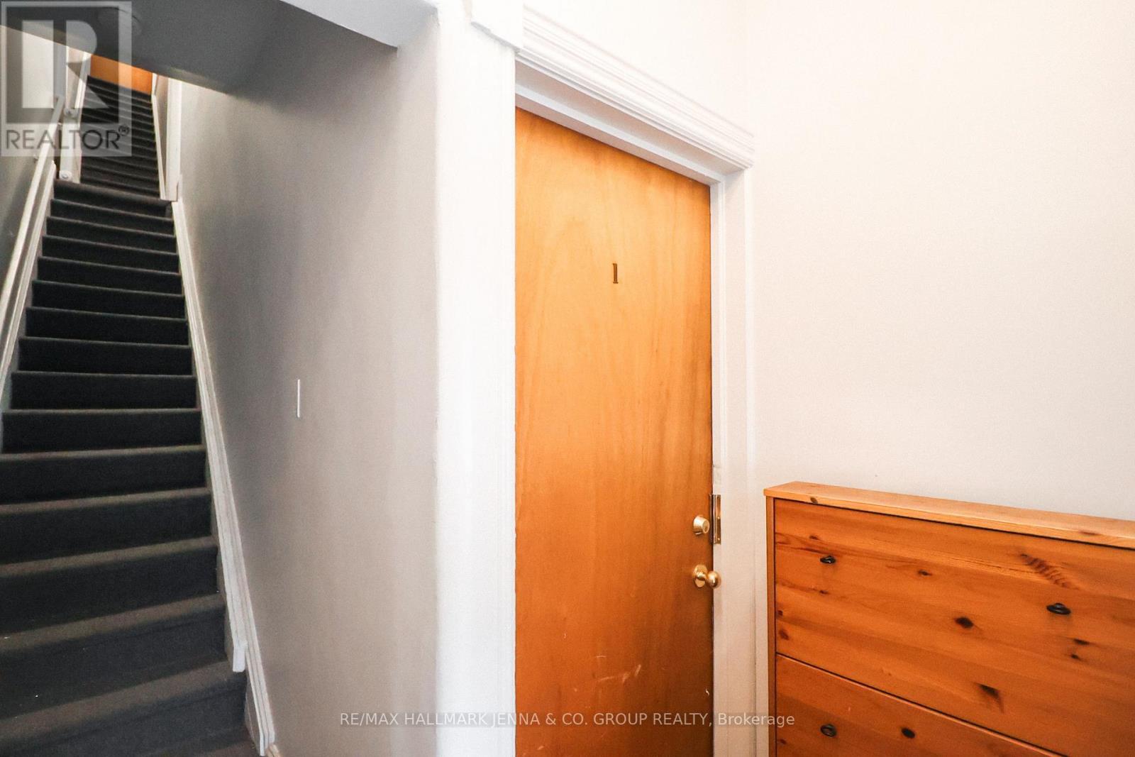 1 - 275 Bronson Avenue, Ottawa, ON - Indoor Photo Showing Other Room