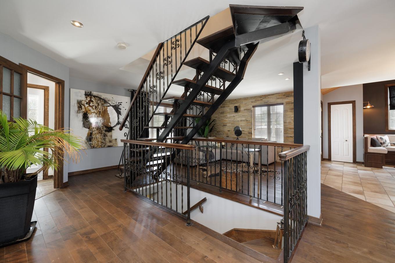 Staircase - 1 Rue Antoine-Couillard, Mercier, QC - Indoor Photo Showing Other Room