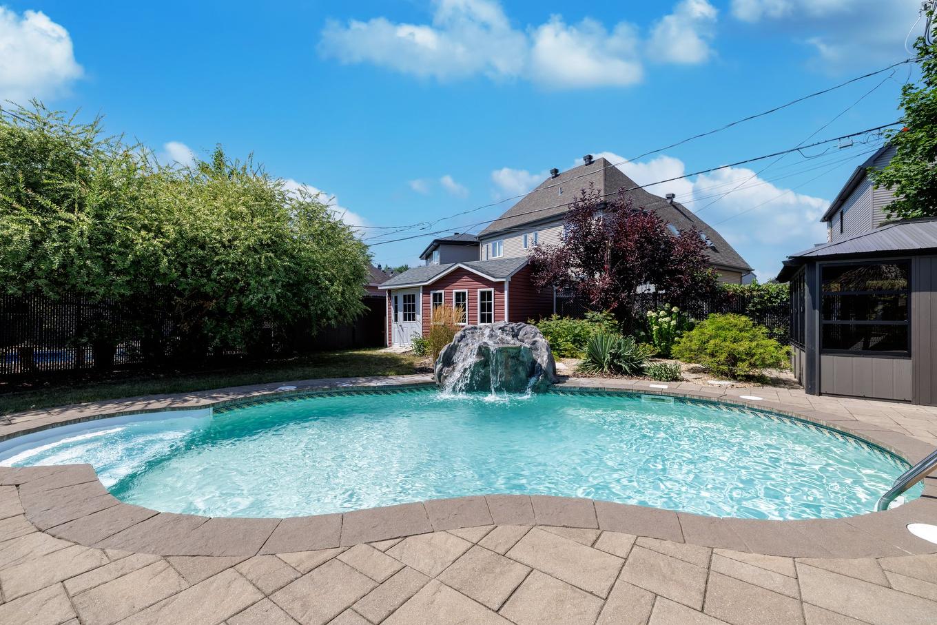 Pool - 1 Rue Antoine-Couillard, Mercier, QC - Outdoor With In Ground Pool