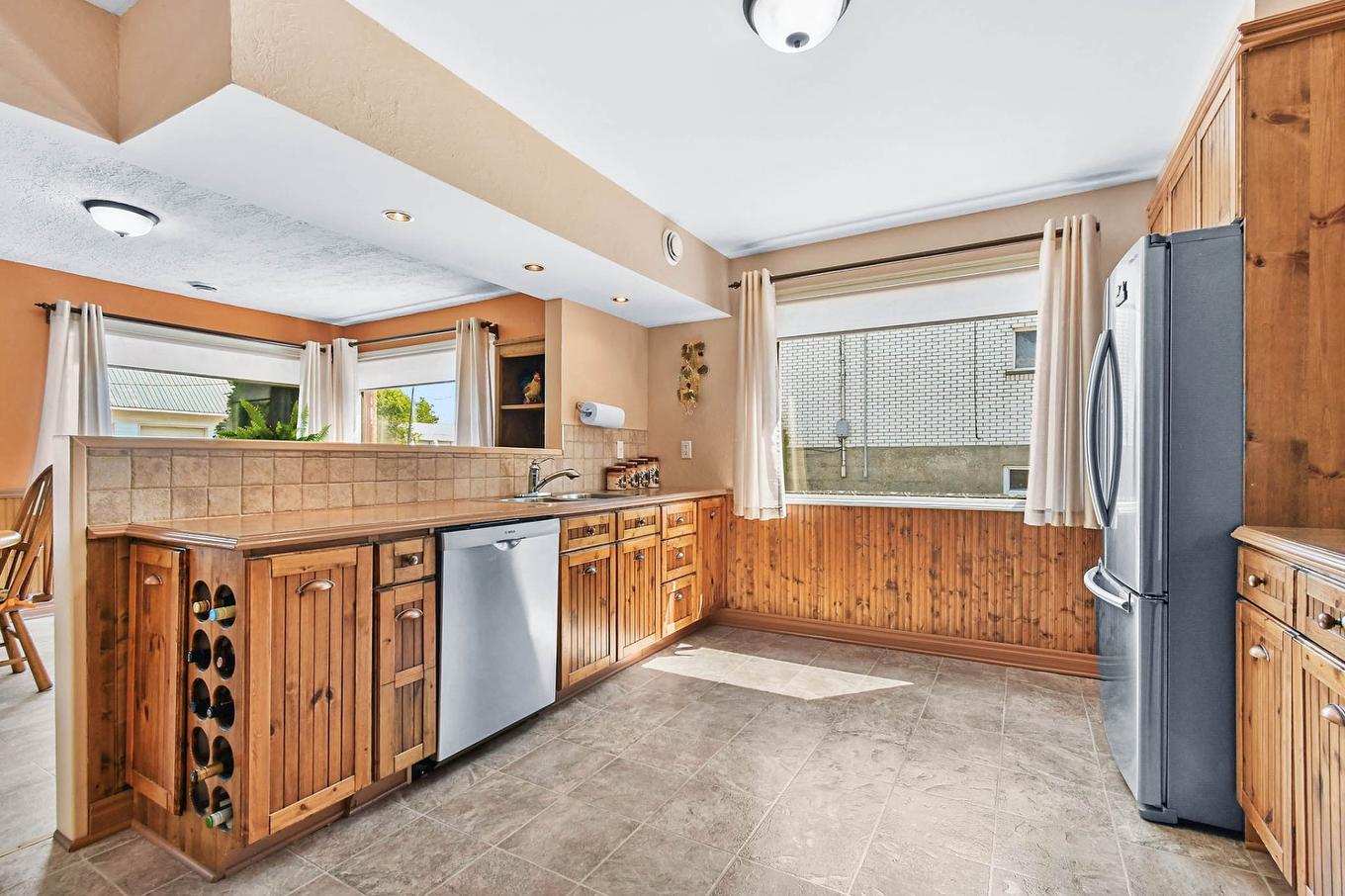 Cuisine - 4331Z - 4331Az Rue Dufresne, Saint-Félix-De-Valois, QC - Indoor Photo Showing Kitchen