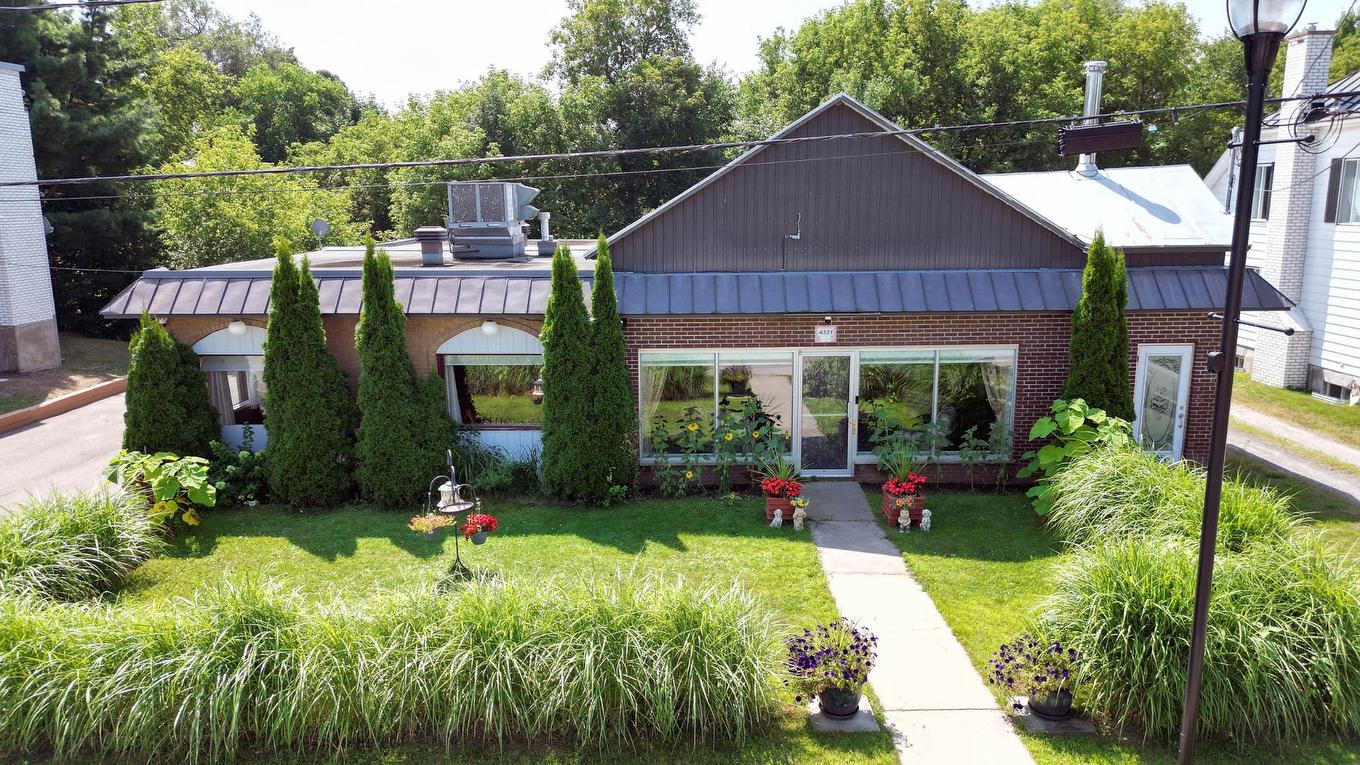 Façade - 4331Z - 4331Az Rue Dufresne, Saint-Félix-De-Valois, QC - Outdoor