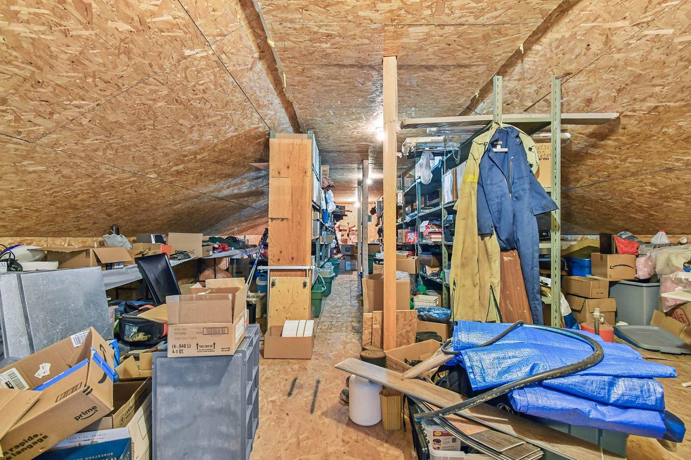 Rangement - 4331Z - 4331Az Rue Dufresne, Saint-Félix-De-Valois, QC - Indoor With Storage