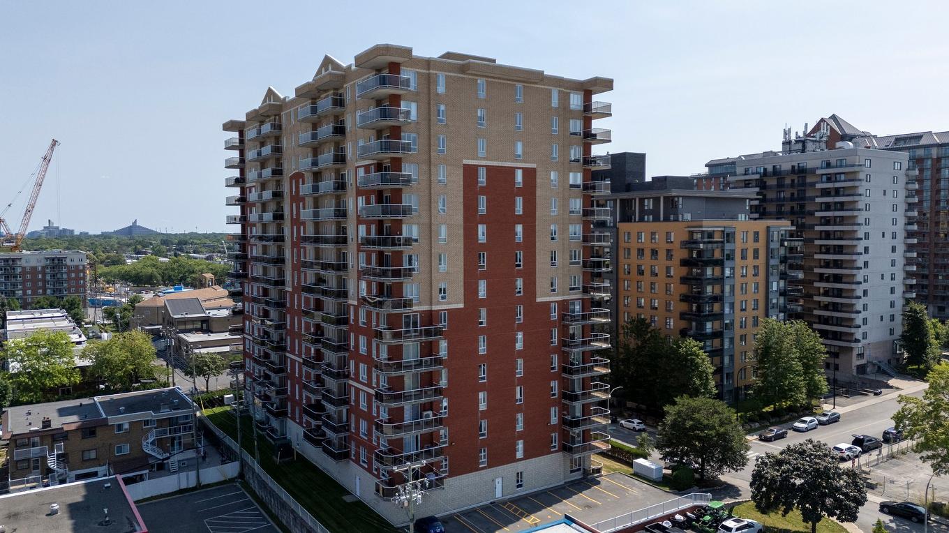 Photo aérienne - 905-7705 Rue Du Mans, Montréal (Saint-Léonard), QC - Outdoor With Facade