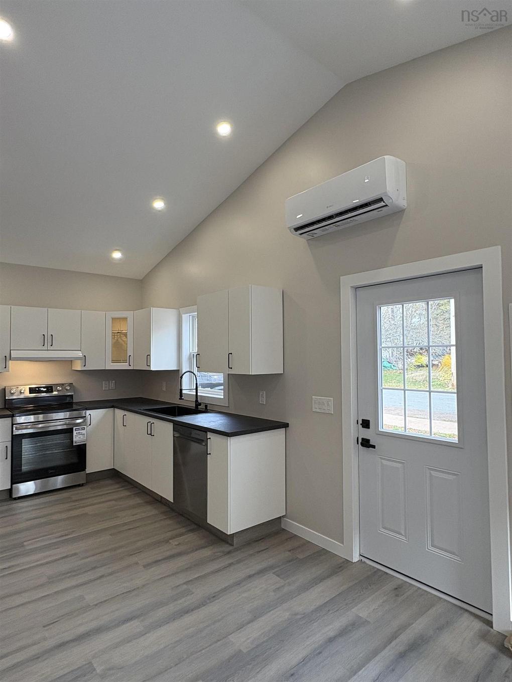 12 Copp Avenue, Amherst, NS