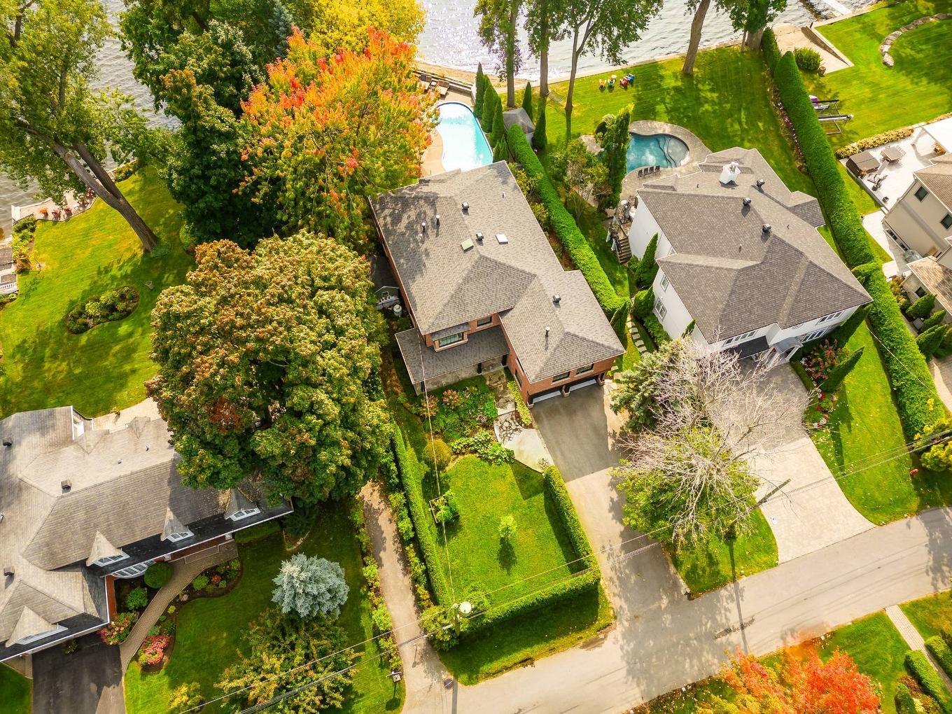 Photo aérienne - 21 Cours East Gables, Beaconsfield, QC - Outdoor With View