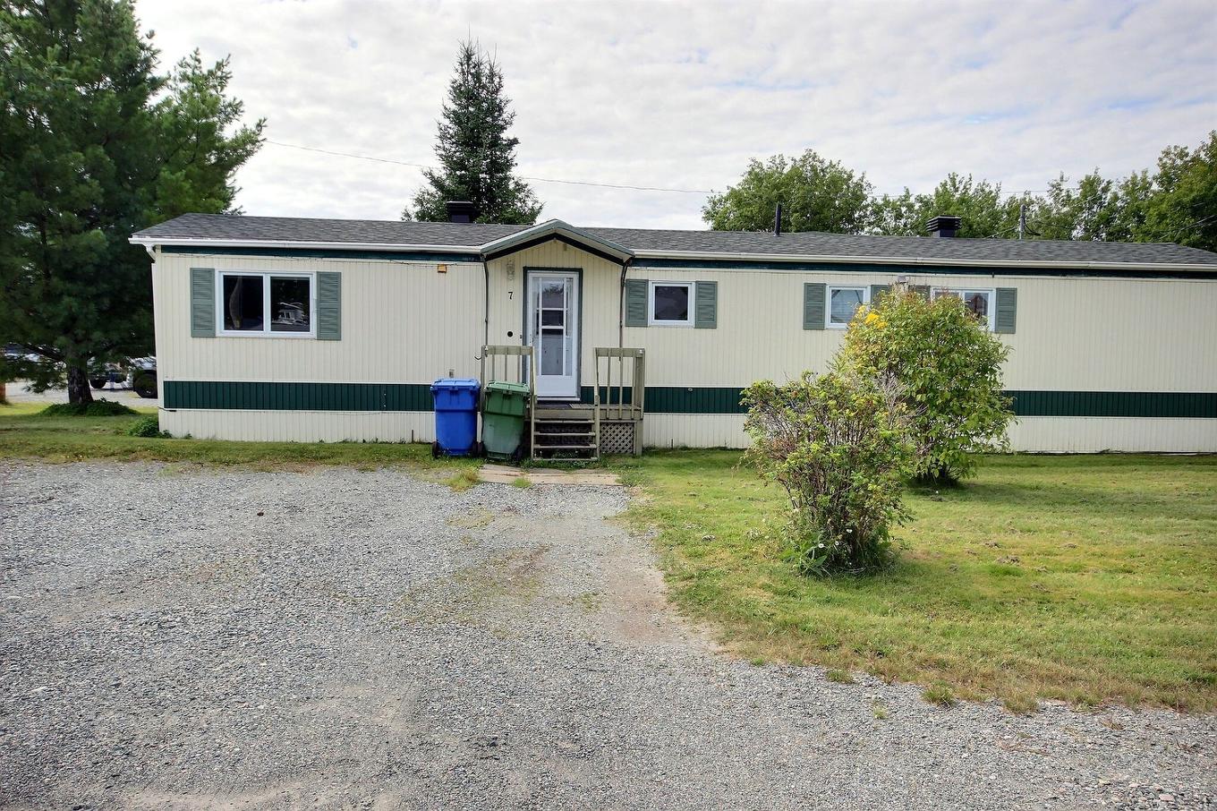 Frontage - 7 Rue Des Pinsons, Rouyn-Noranda, QC - Outdoor