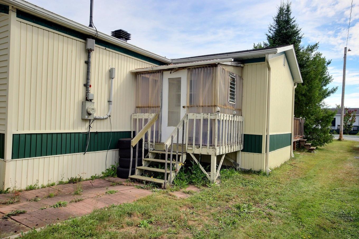 Back facade - 7 Rue Des Pinsons, Rouyn-Noranda, QC - Outdoor